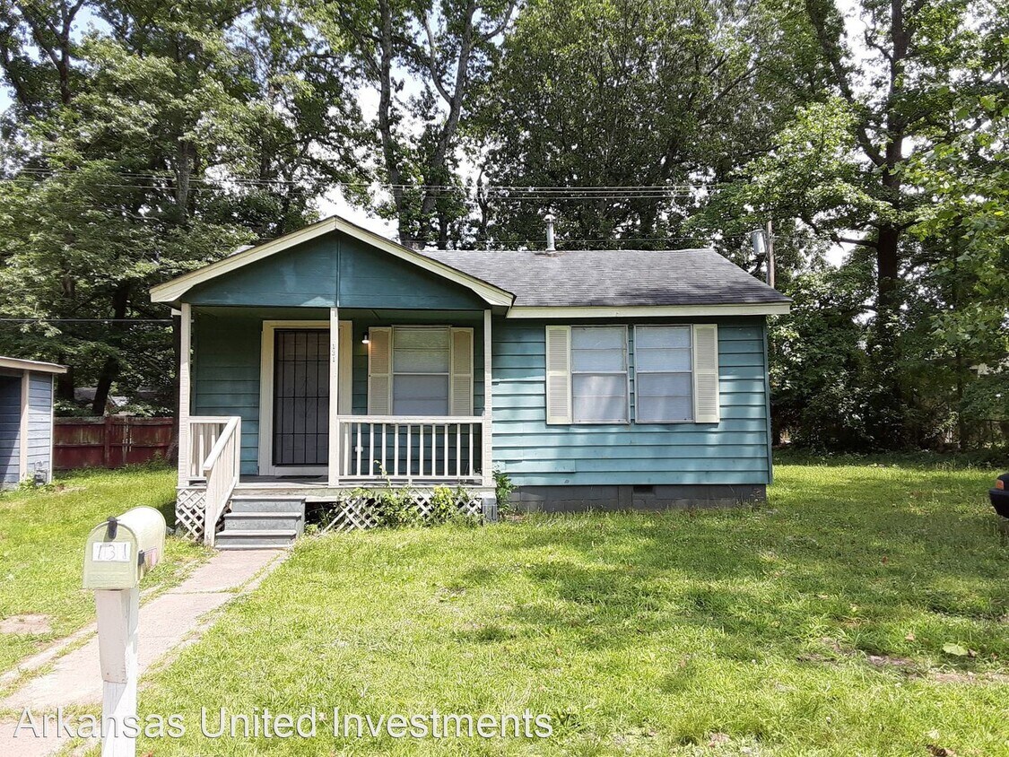 Primary Photo - 2 br, 1 bath House - 131 Roosevelt Rd