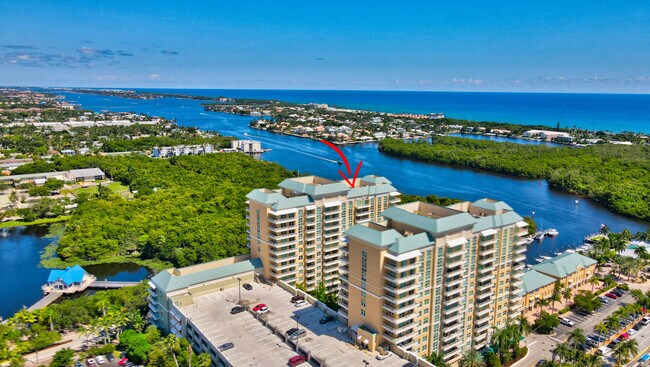 Building Photo - 700 E Boynton Beach Blvd