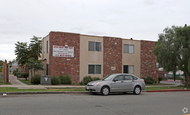 Building Photo - 1937 L Ave