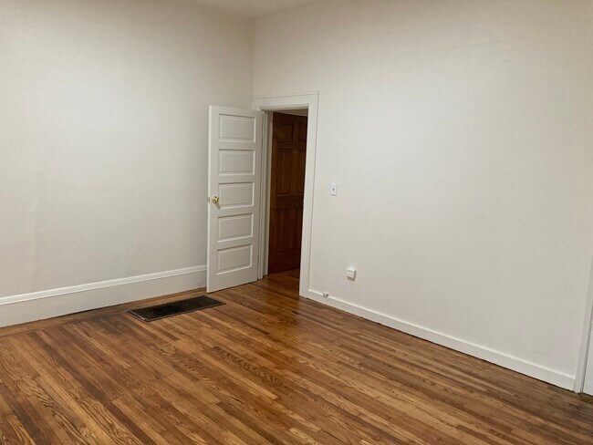 Foto del edificio - 533 34th St