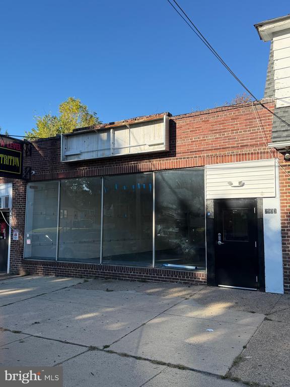 Building Photo - 2903 Edgmont Ave