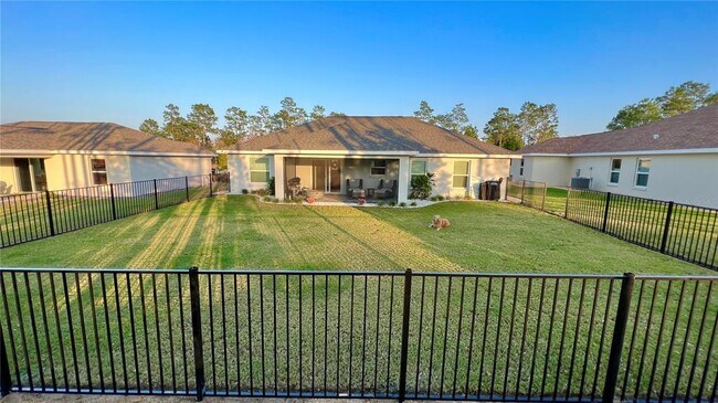 Foto del edificio - 6944 SW 179th Ct Rd