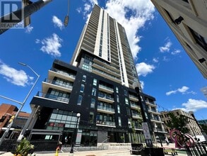 Building Photo - 60 Charles St W