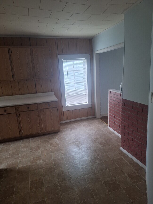Kitchen - 126 N 9th St
