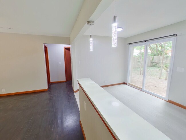 Foto del edificio - 1739 Lexington Rd