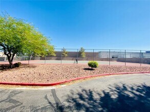 Building Photo - 5055 W Hacienda Ave