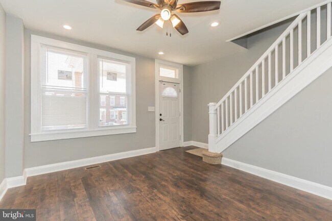 Foto del edificio - 2821 Lake Ave