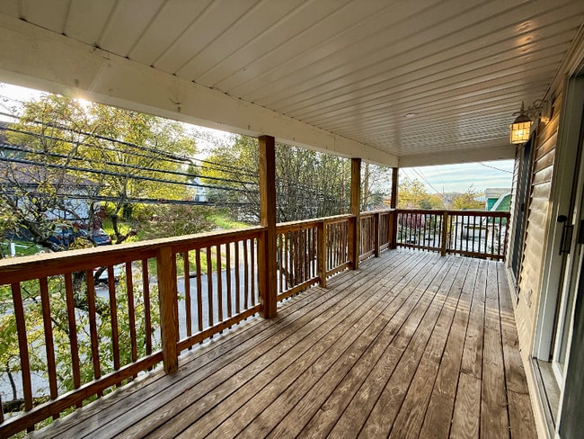 Building Photo - 801 Grand St Building Photo - 801 Grand St