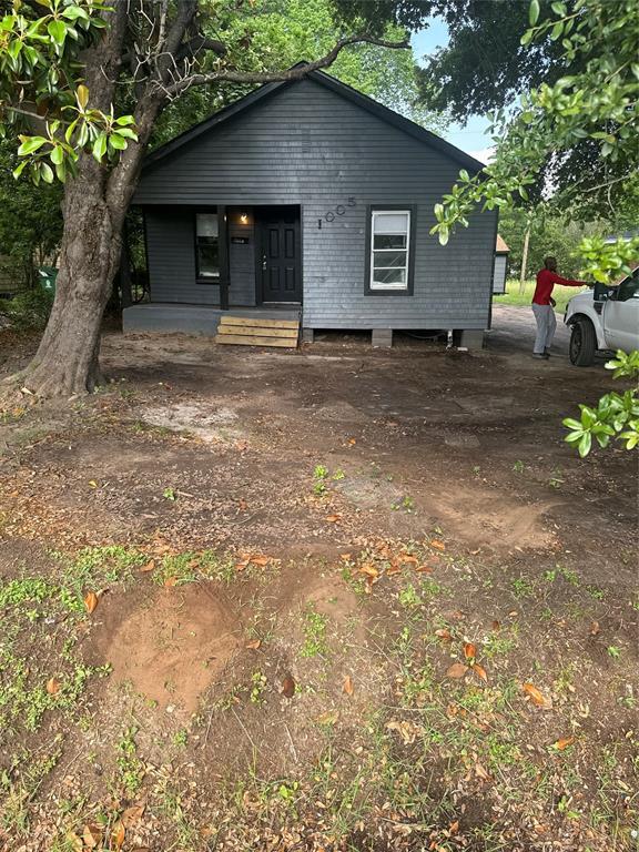 Building Photo - 1005 Defender St