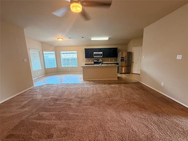 Foto del edificio - 6320 Sails St