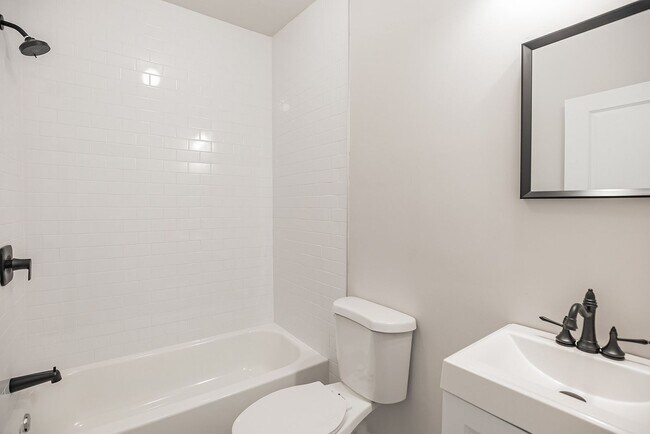 Foto del edificio - Large 3 Bedroom 1 Bathroom House for Rent