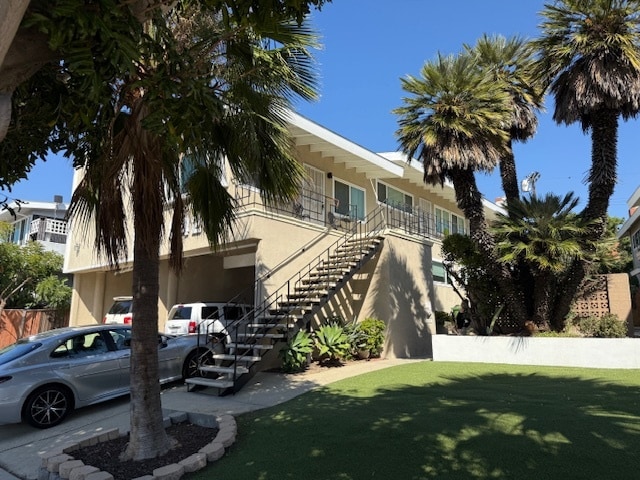 Foto del edificio - 8420 Gulana Ave