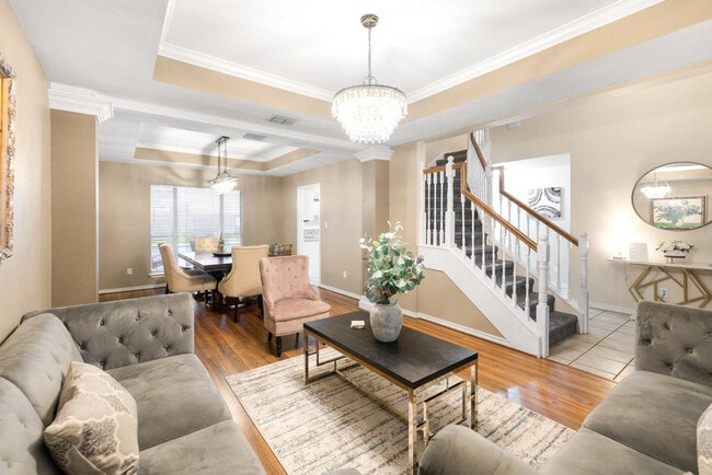 Building Photo - 7418 Lake Livingston Dr