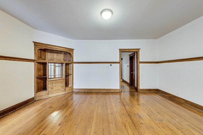 Foto del edificio - 3515 N Wilton Ave