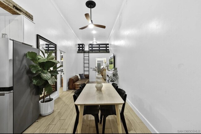 Building Photo - 45760 Calle La Paz