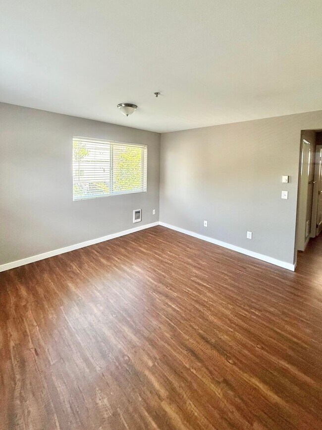 Foto del edificio - 4236 7th Ave NE
