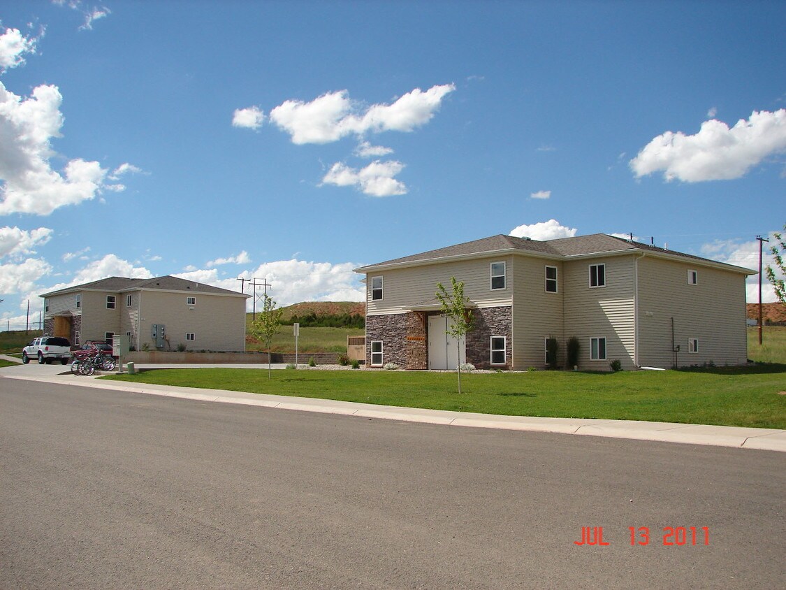Primary Photo - Bldg 1000