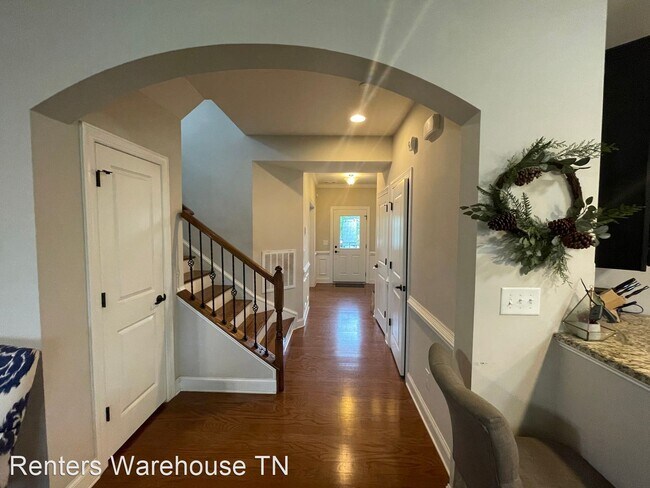Building Photo - 202 Cooper Ledge Cir