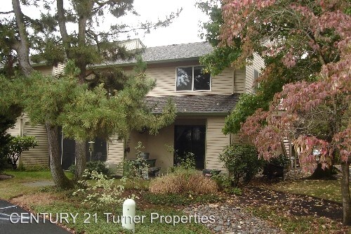 Primary Photo - 434 N Hayden Island Dr