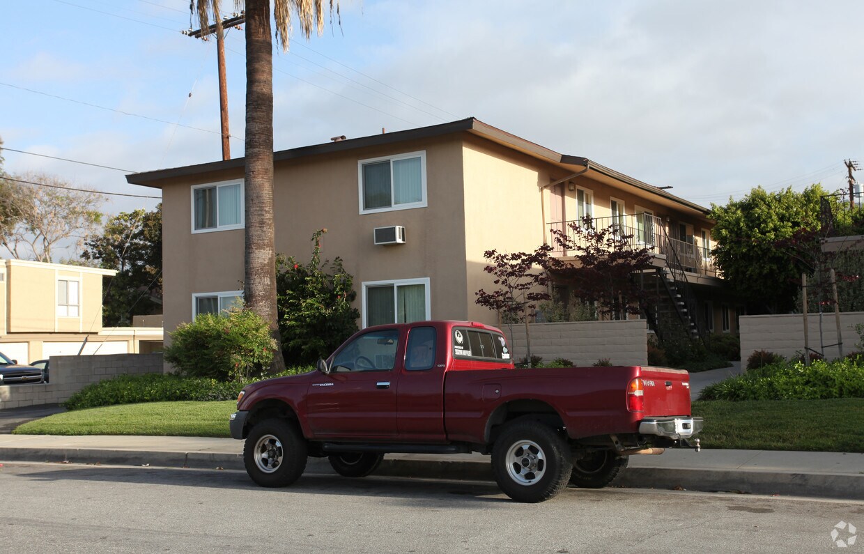 Canyon Garden Apartments Azusa, CA