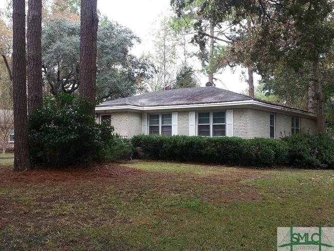 Building Photo - 12 Dyches Dr