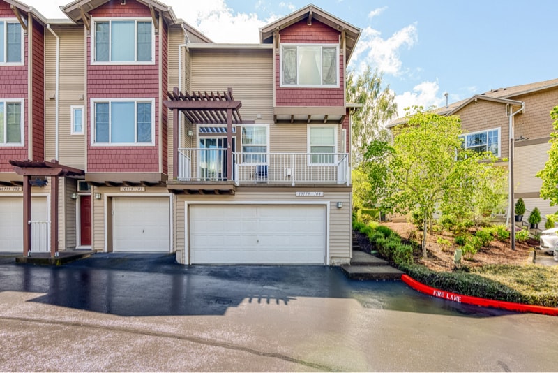 Photo - 10779 SW Canterbury Ln (Tigard, OR)