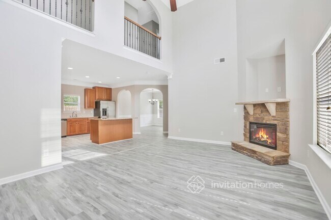 Building Photo - 747 Effendi Pl