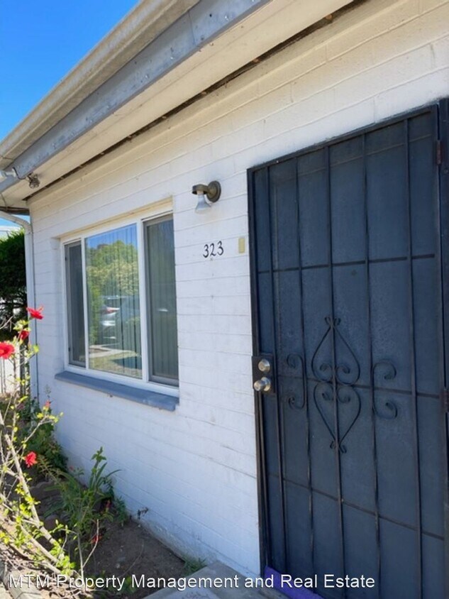 Foto principal - 2 br, 1 bath House - 323 Roanoke Rd