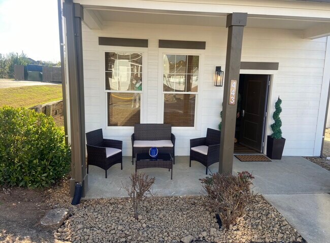 Foto del edificio - 443 Olive Branch Way