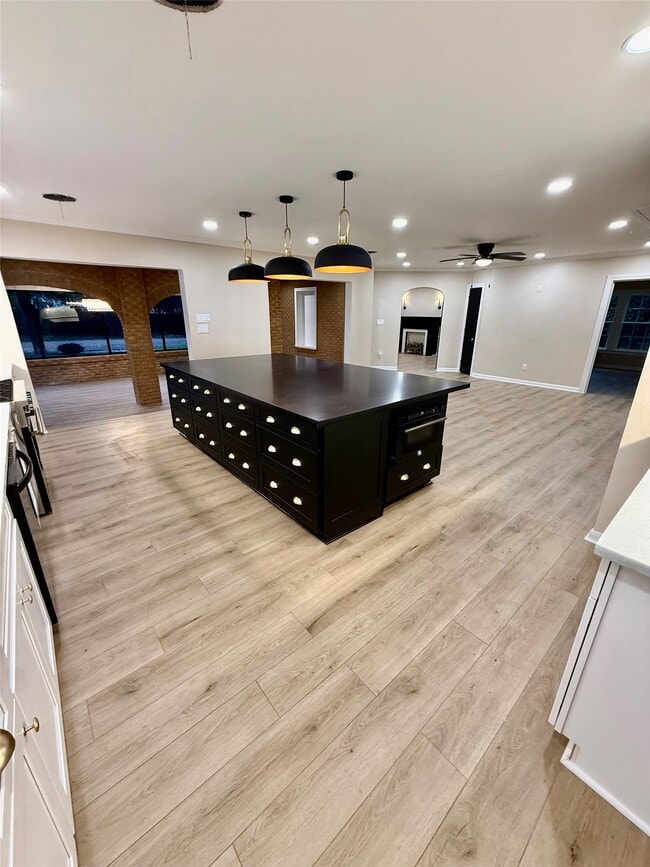 Building Photo - 300 Dunnam Ave