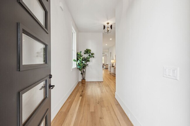 Foto del edificio - 87 Brookwood Terrace