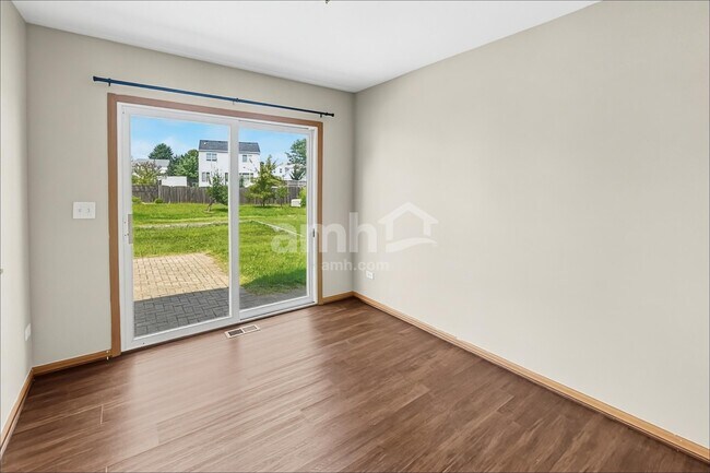 Foto del edificio - 3107 Arborsedge Dr