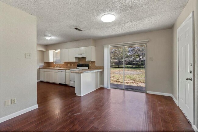 Building Photo - 5733 Wheaton Dr