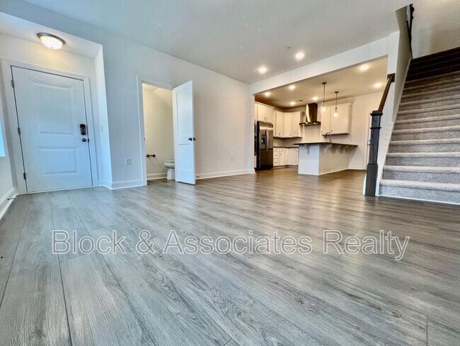 Building Photo - 11074 Ligon Mill Rd