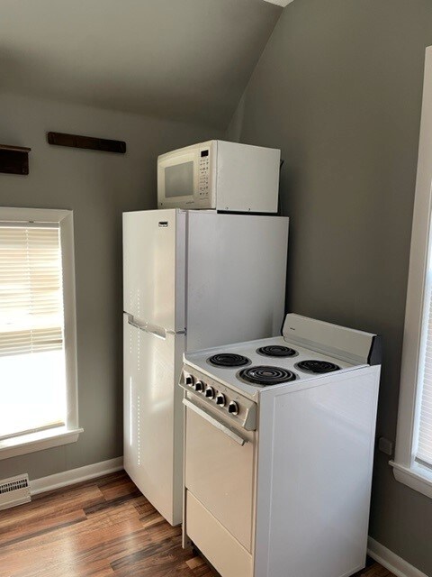 Foto del edificio - 233 W Locust St