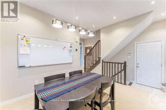 Building Photo - 2218 Watercolours Way
