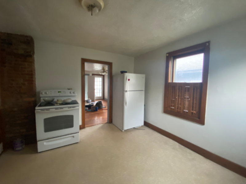Primary Photo - 1105 Ash St