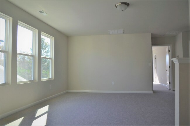 Building Photo - 3212 Lake Barkley Way