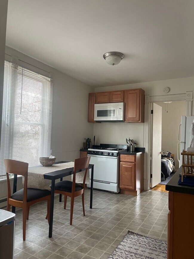 Cocina - Vista 1 - 1251 Spaight St