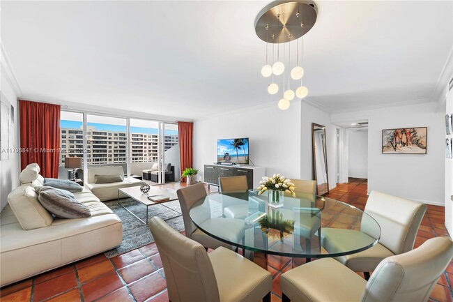 Foto del edificio - 199 Ocean Ln Dr