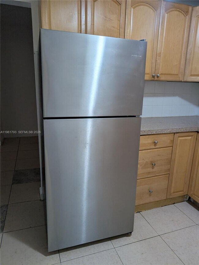 Foto del edificio - 11930 NE 19th Dr