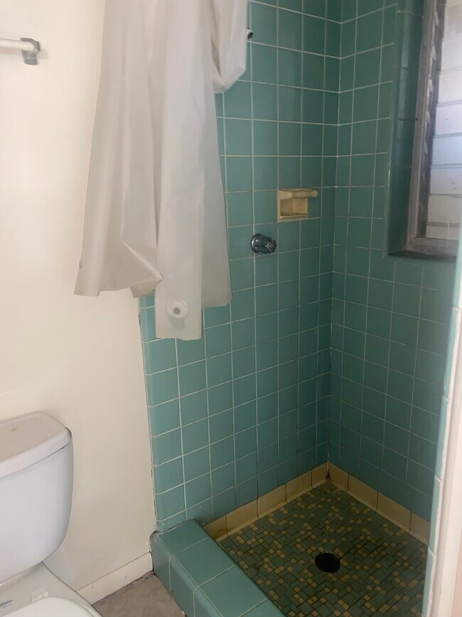 Foto del edificio - 1845 Orangewood Ave SW