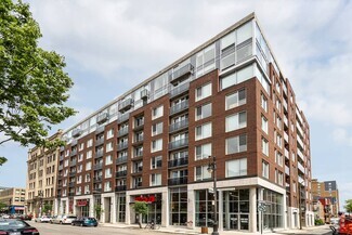 Building Photo - 1255 Rue De Bullion