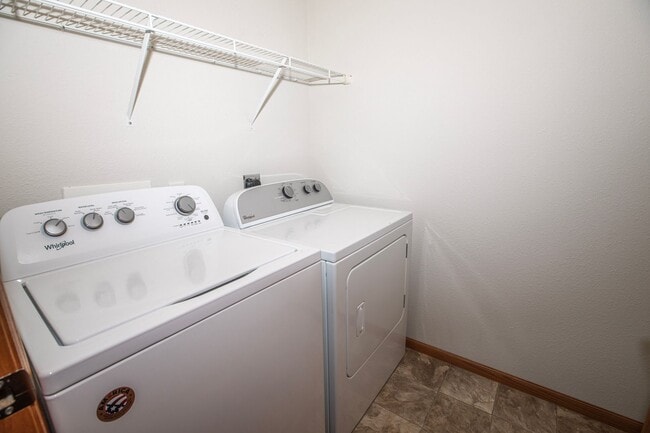 Interior Photo - Granite Shores