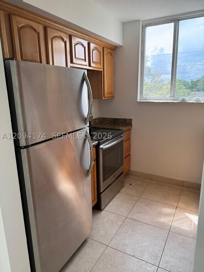 Foto del edificio - 2647 NW 25th Ave
