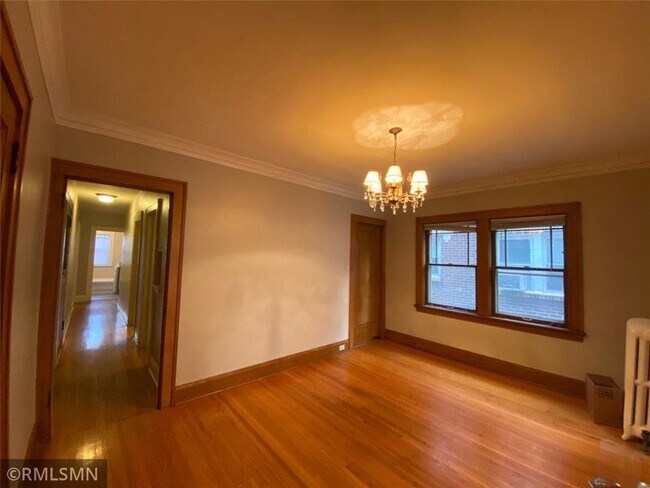 Foto del edificio - 3715 Columbus Ave