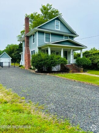 Building Photo - 279 S Main St
