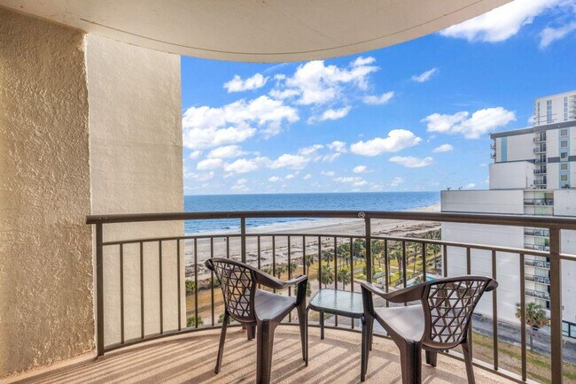 Foto del edificio - 2310 N Ocean Blvd