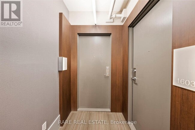 Building Photo - 21 Widmer St