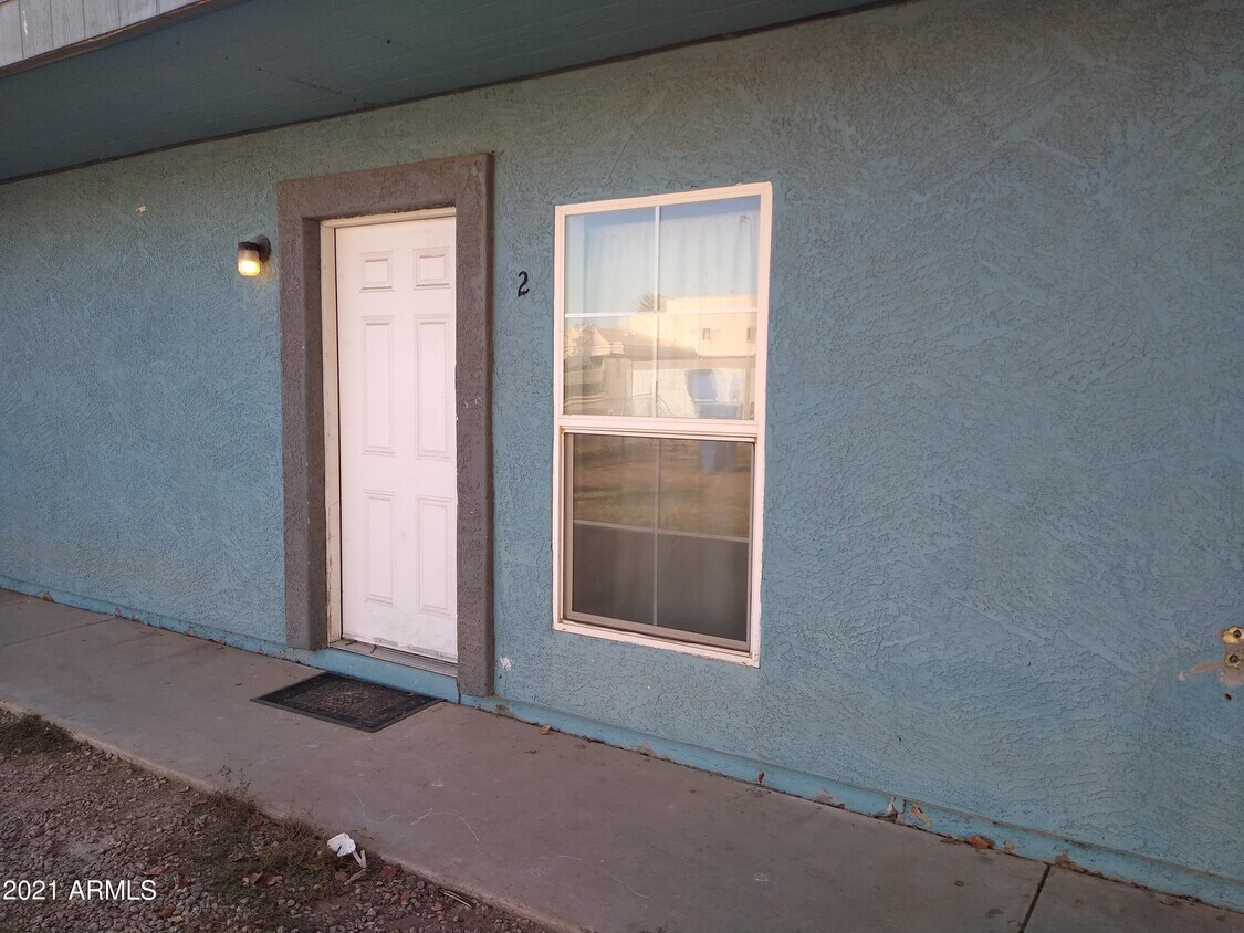 Primary Photo - 2705 W Tuckey Ln